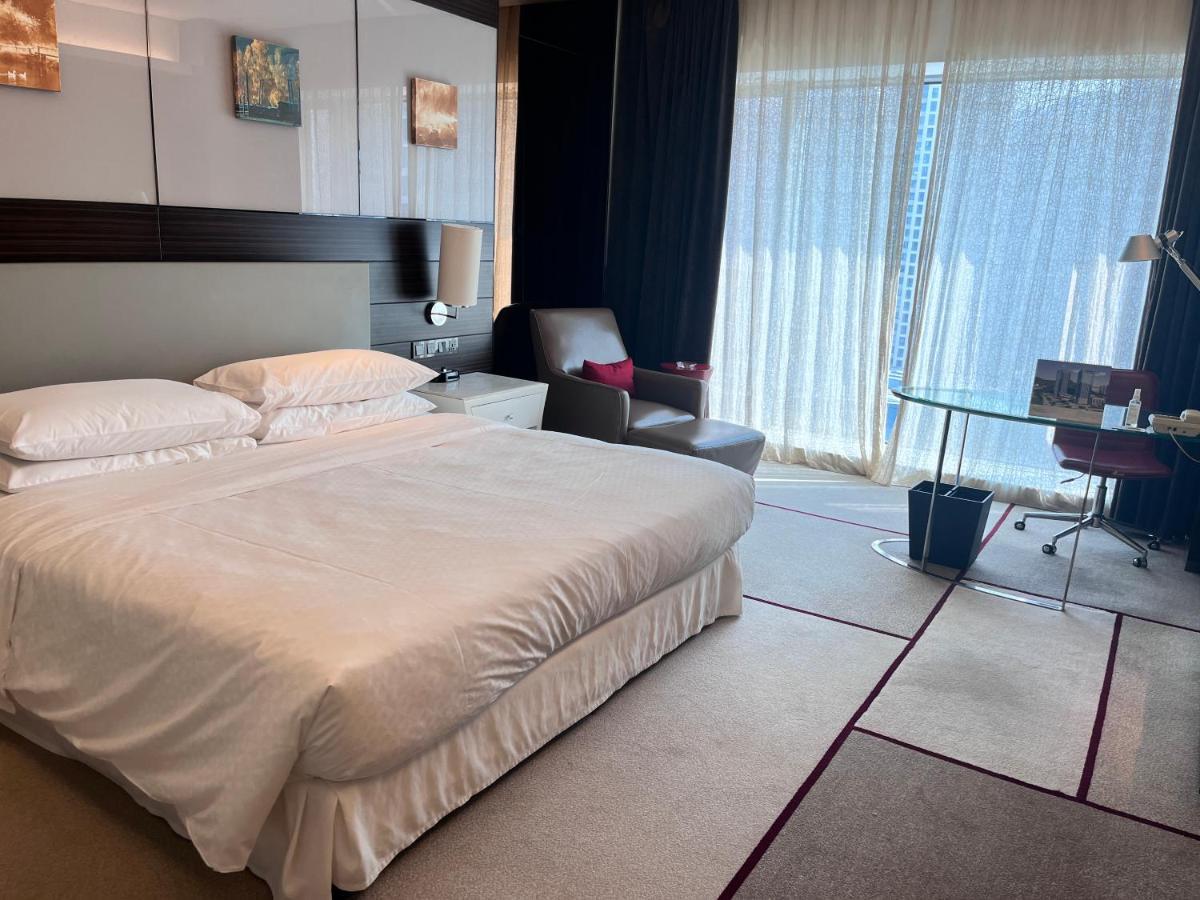 ホテル Wyndham Garden Yuhuan Downtown 台州市 エクステリア 写真